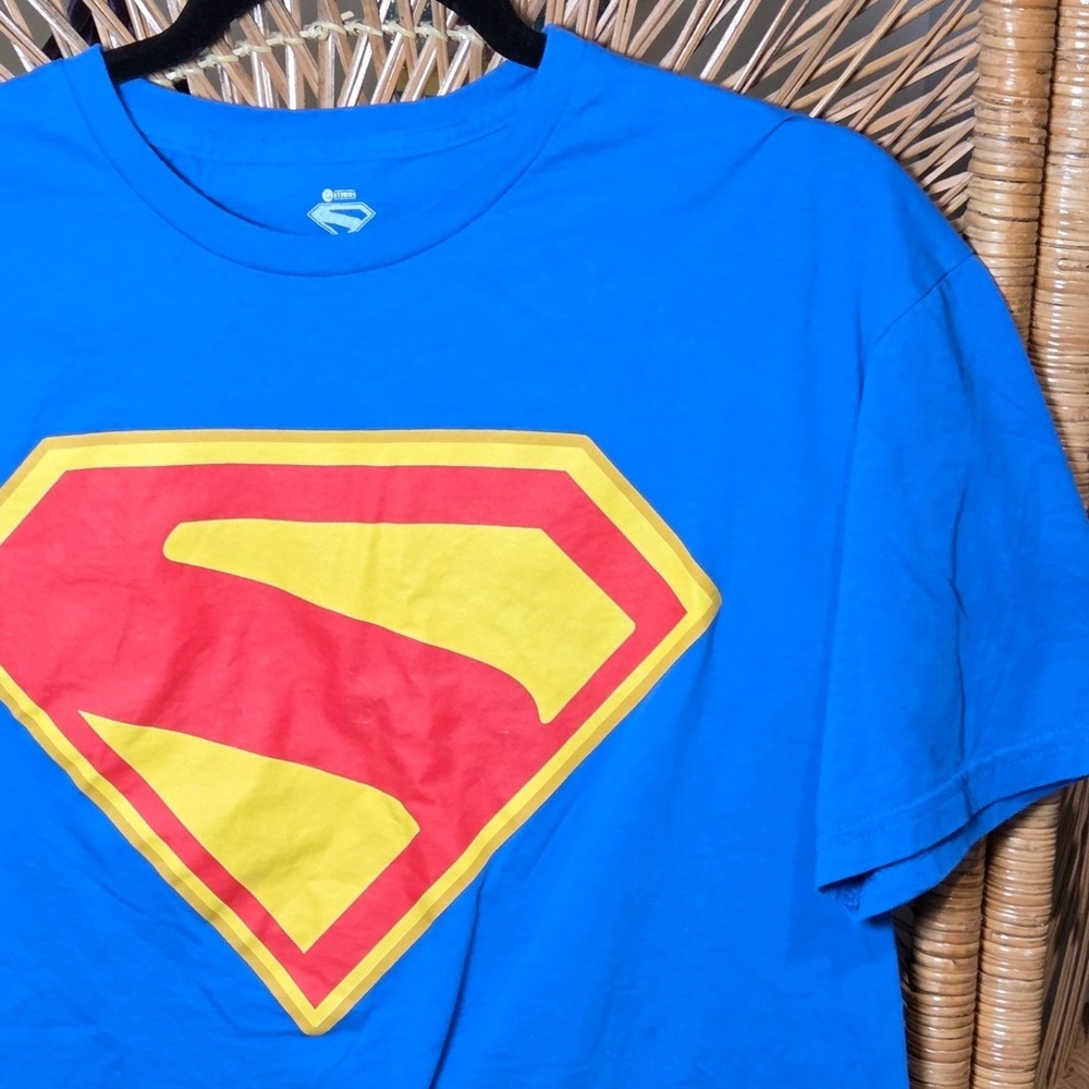 DC Comics Mens Large Superman S Graphic Short Sleeve T-Shirt Blue Clark Kent